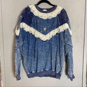 Vintage retro 90’s Stay Tuned denim lace pullover